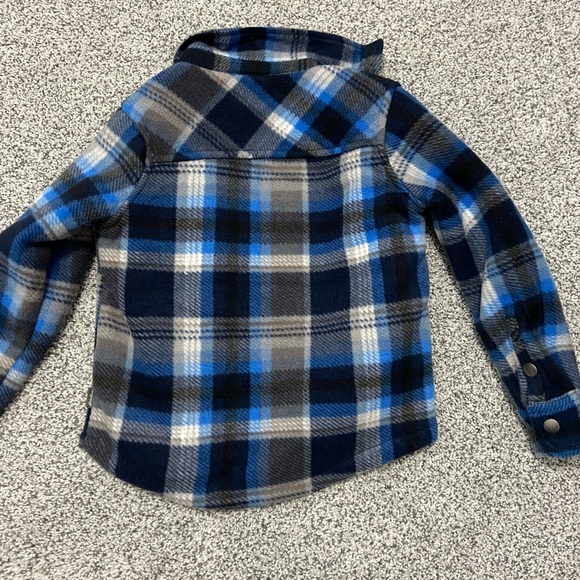 Boys plaid flannel jacket 4/5 - Picture 2 of 4